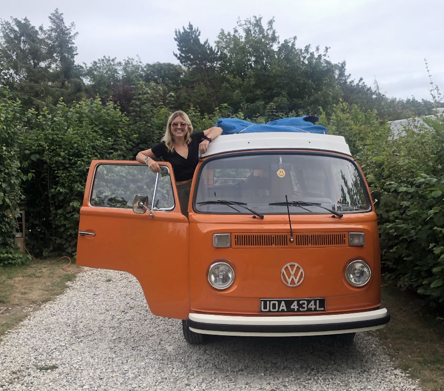 A VW T2 Classic Campervan called Heinz-0221 and for hire in London, London