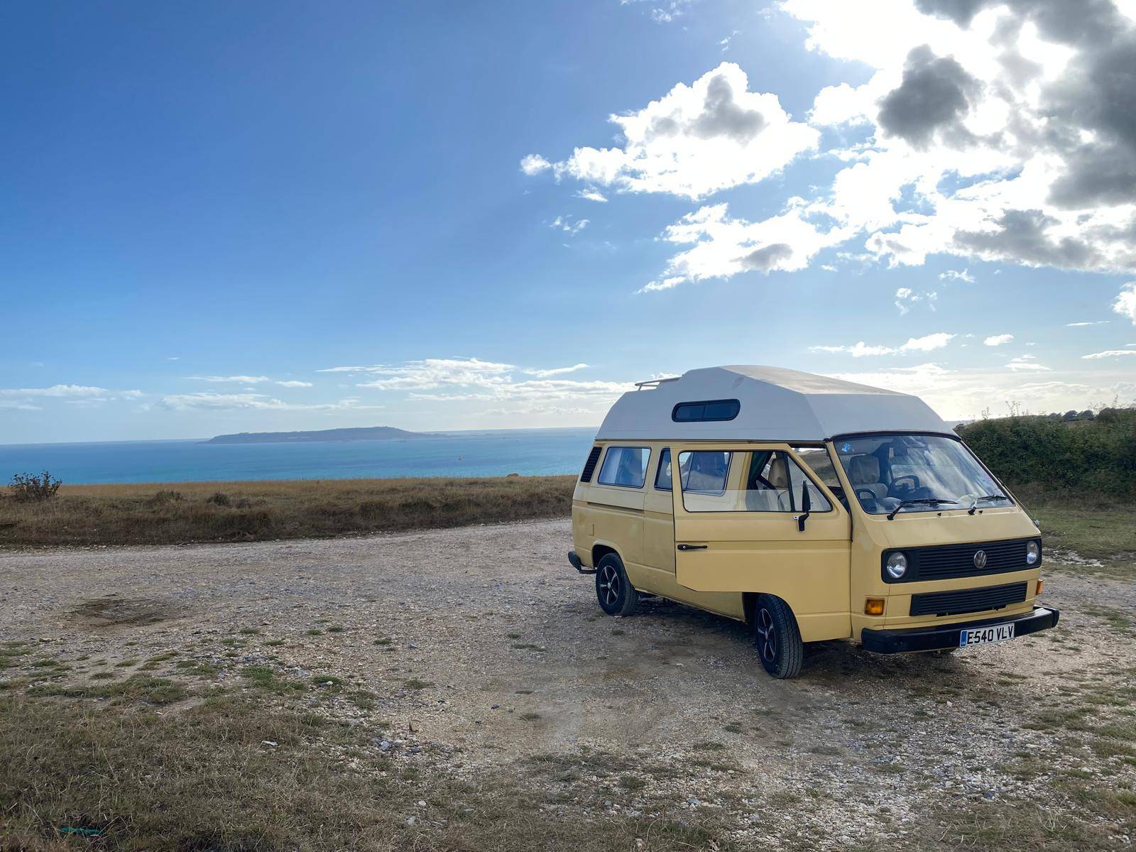 A VW T3 campervan called Frieda and for hire in London, London