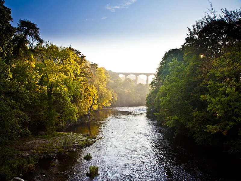 Pontyglasier Rivers Scenic Campervan Road Trip Through Pontcysyllte Aqueduct