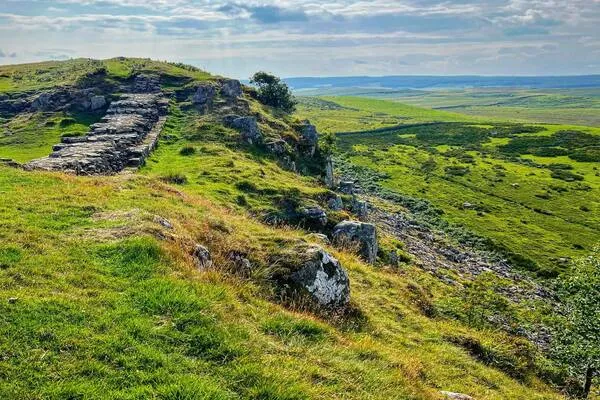 Sewingshields Crags