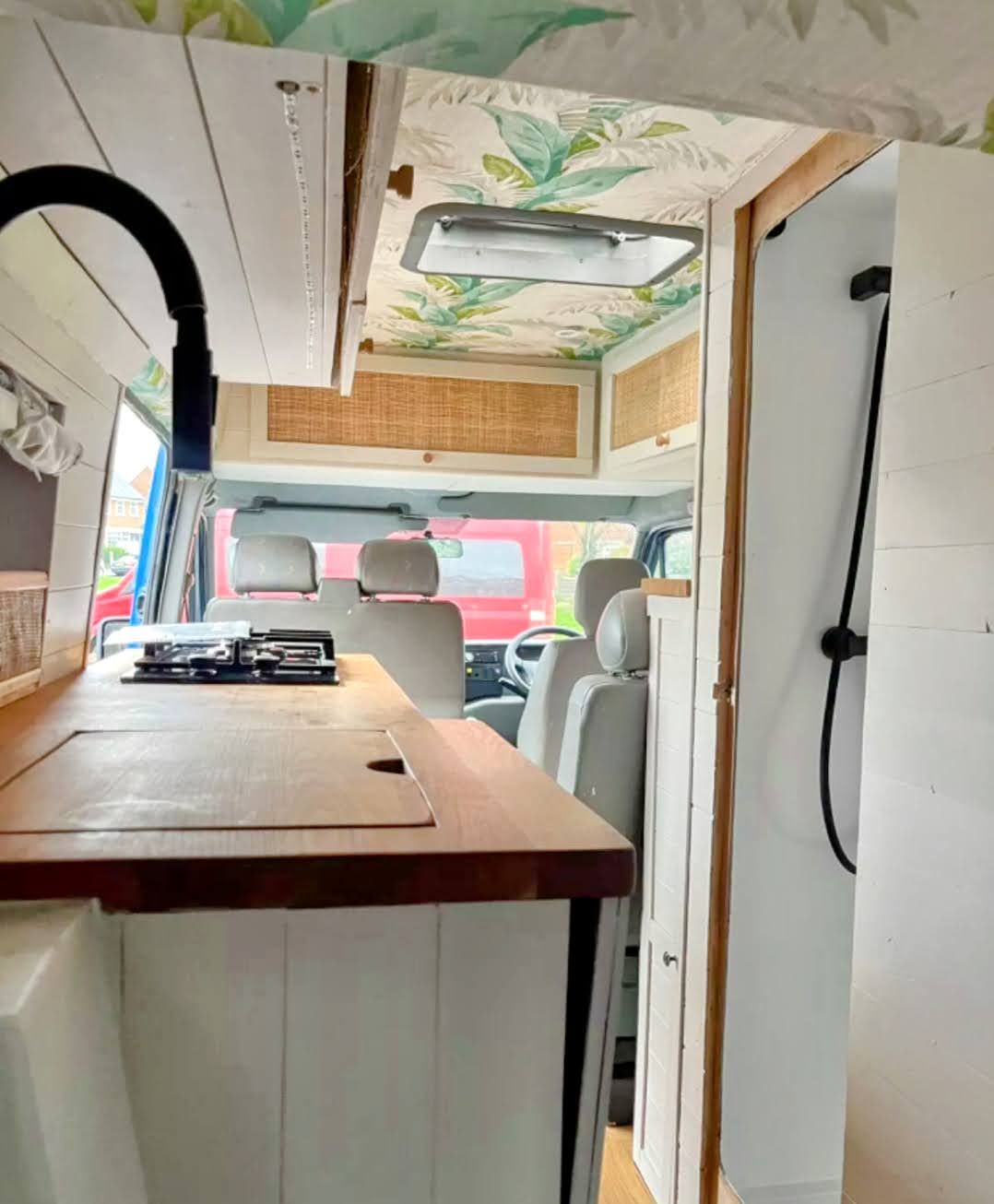 A VW LT35 Campervan called Lottie-the-lovely-VW-LT and for hire in London, London
