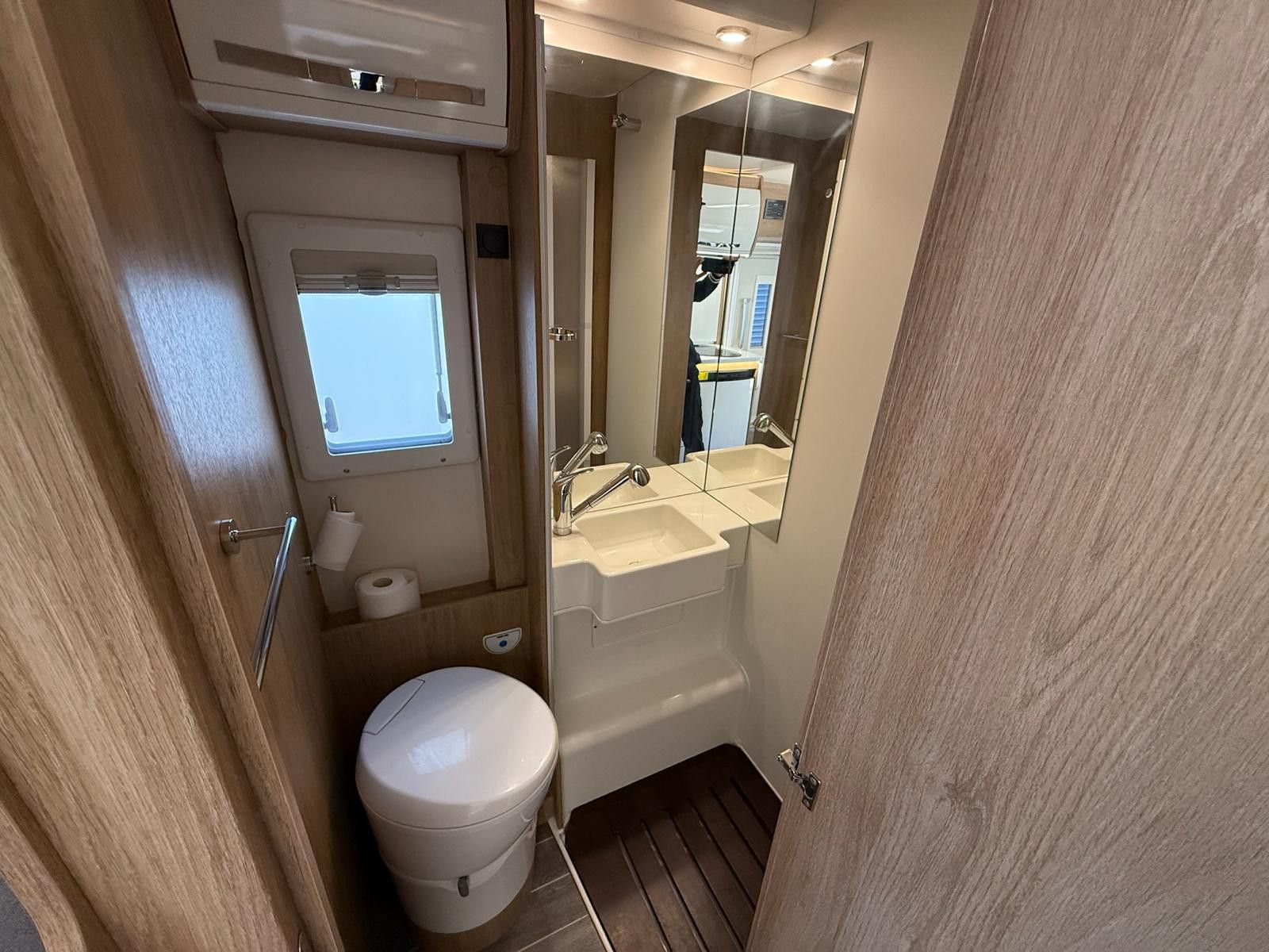 A OverCab Motorhome called Davina and for hire 